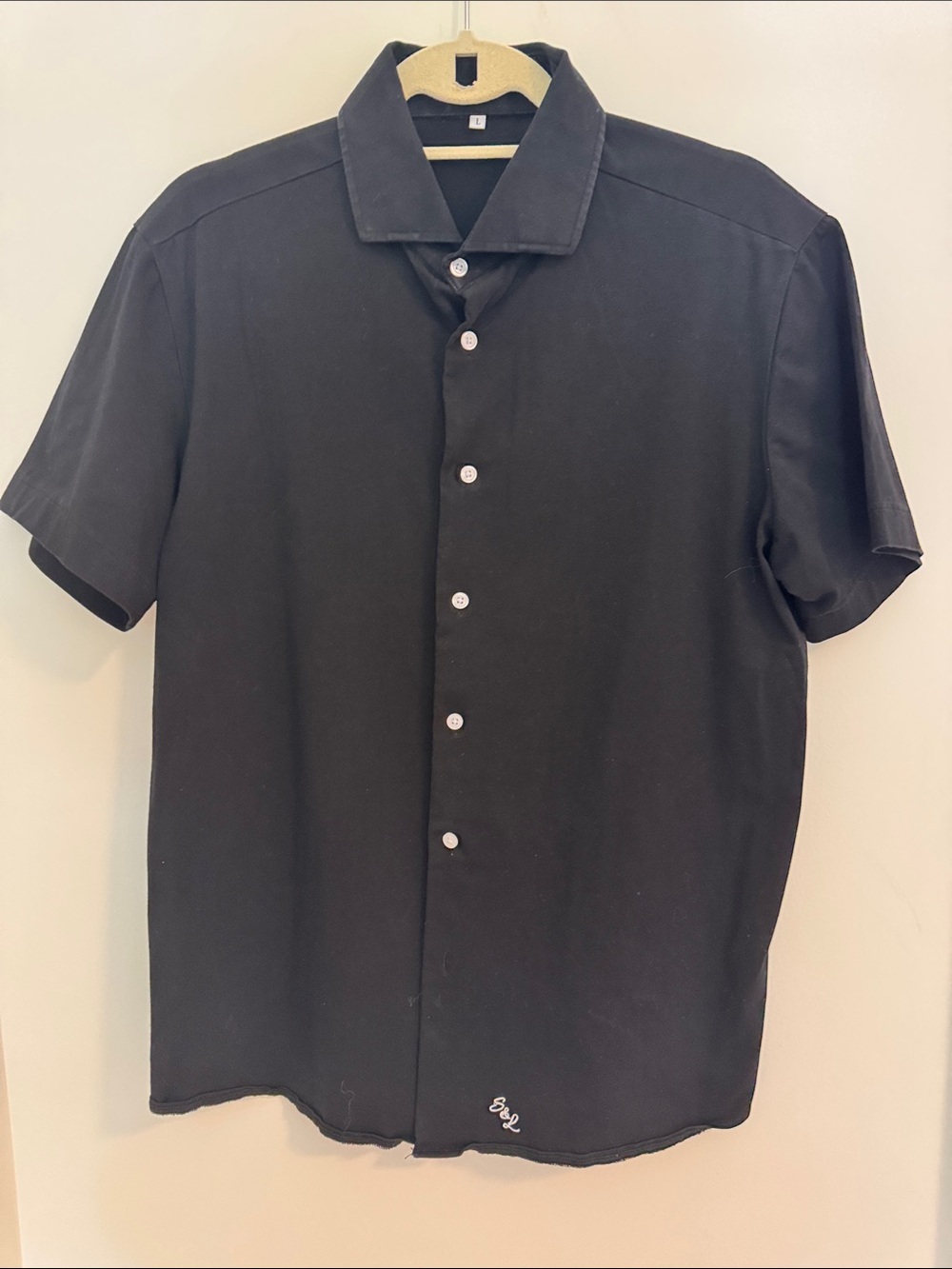 Men's Black Short-Sleeve Button-Down polo